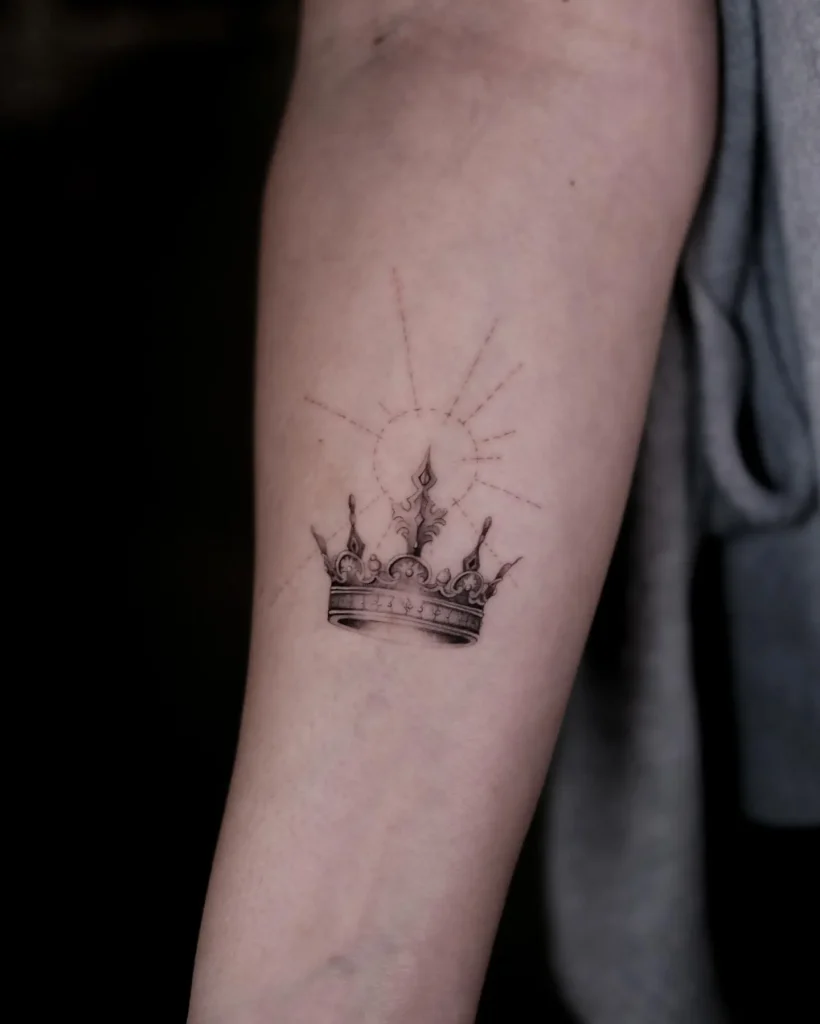 **Radiant Crown Glow Tattoo**