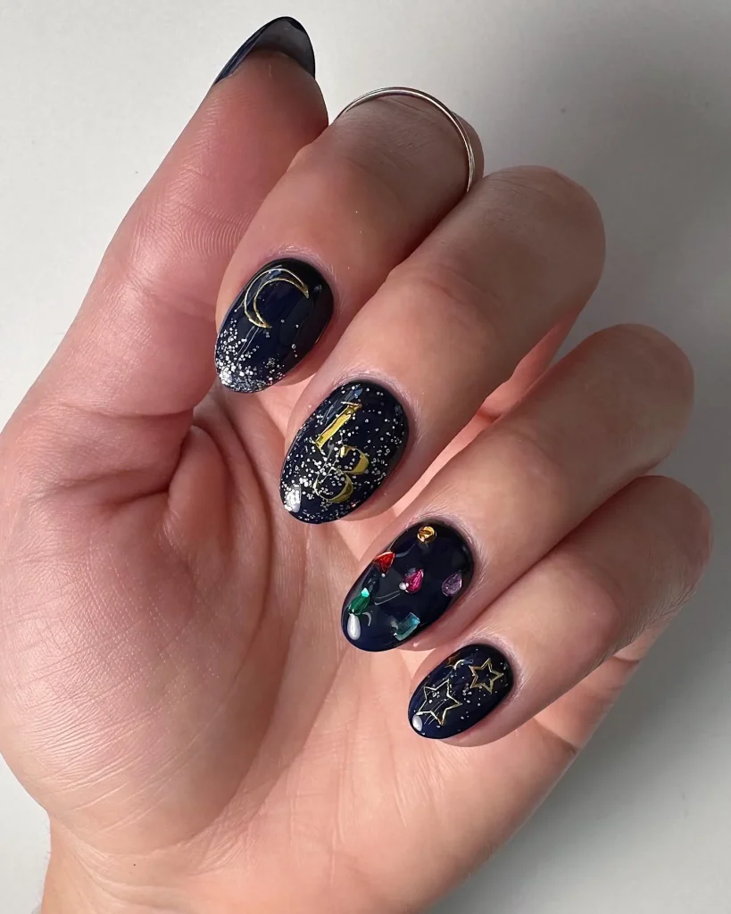 **Starry Night Nails**