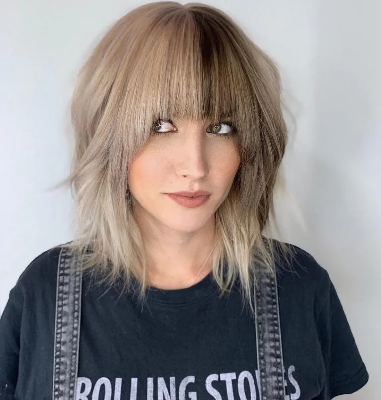 18 Shaggy Short Haircuts That Add Effortless Style