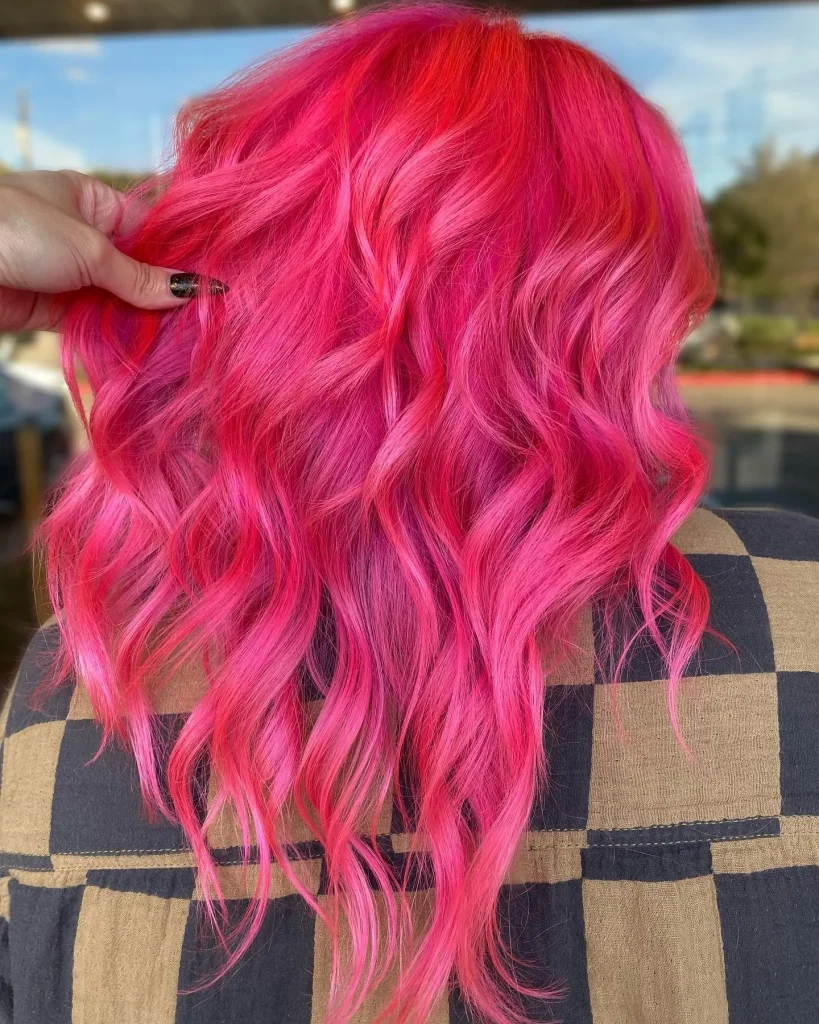 **Vibrant Pink Waves**