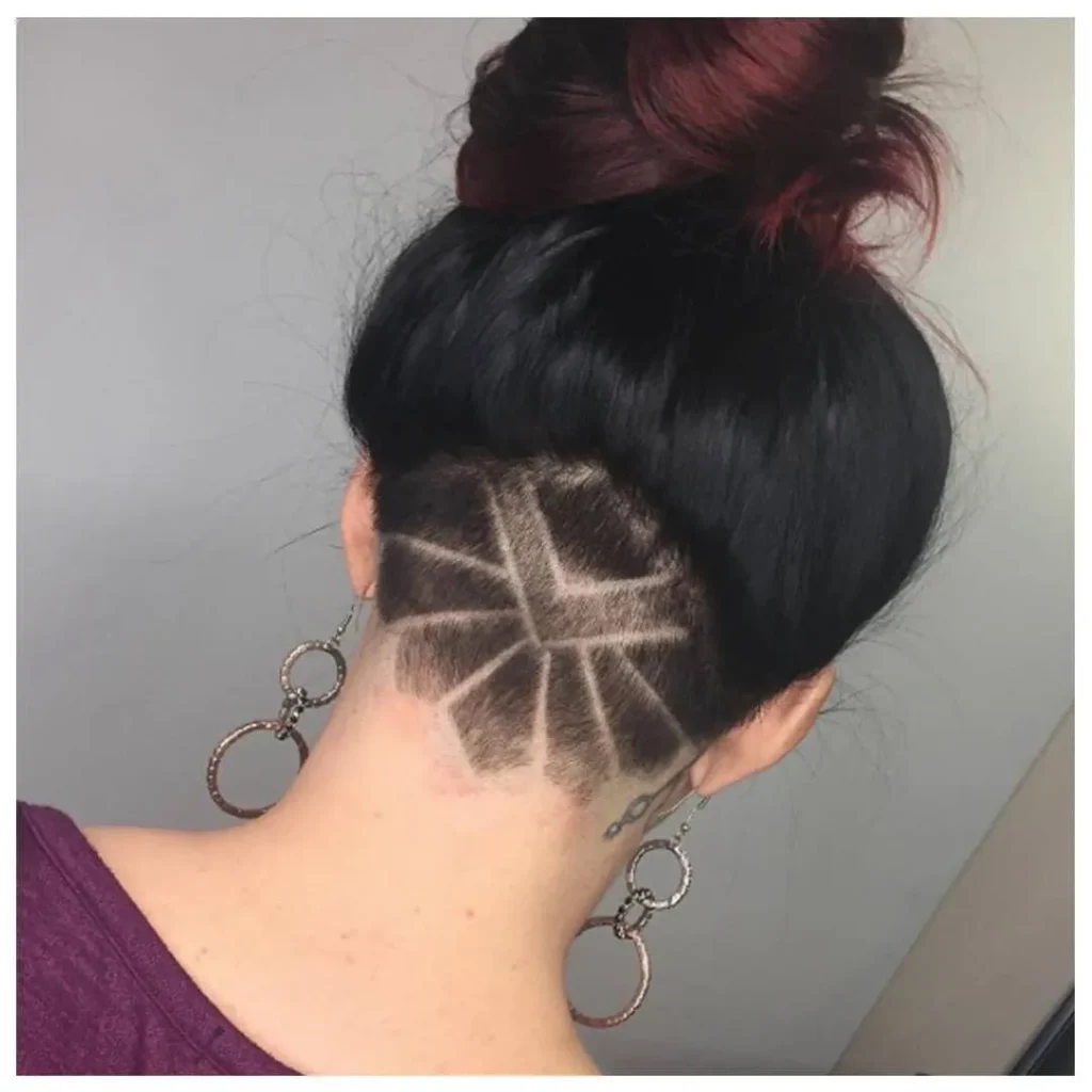 **Geometric Star Undercut**