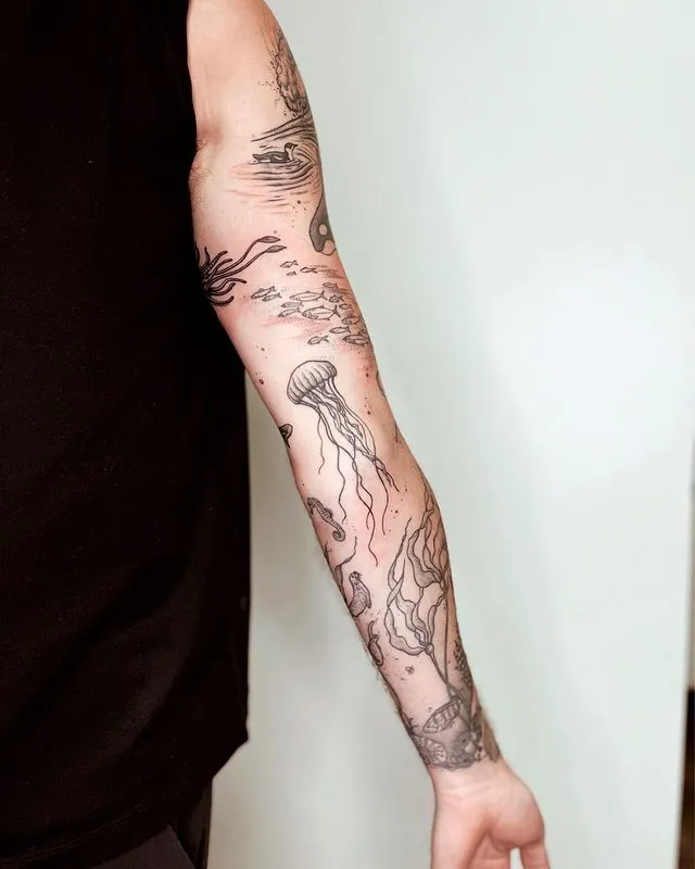 **Jellyfish Flow Tattoo**