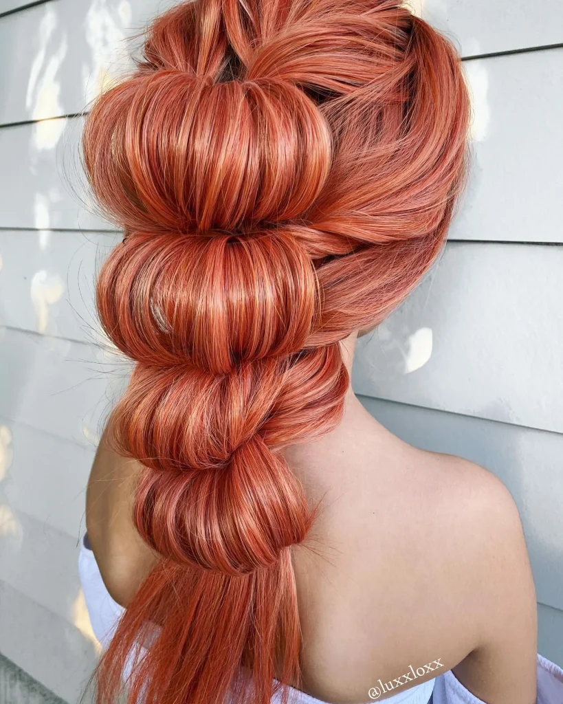 **Voluminous Copper Waves**